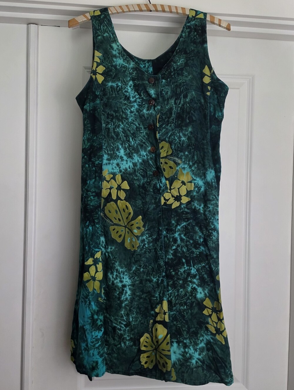 Sleeveless Green Floral Half Button-Front Dress